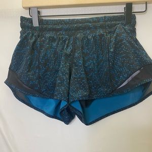 Lululemon hotty hot short size 6 pulse Capri black